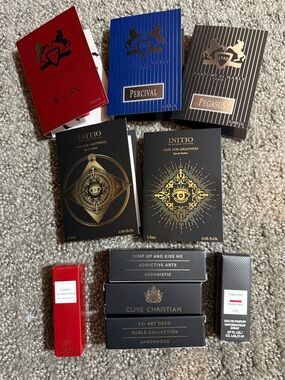 Luxury niche fragrance samples